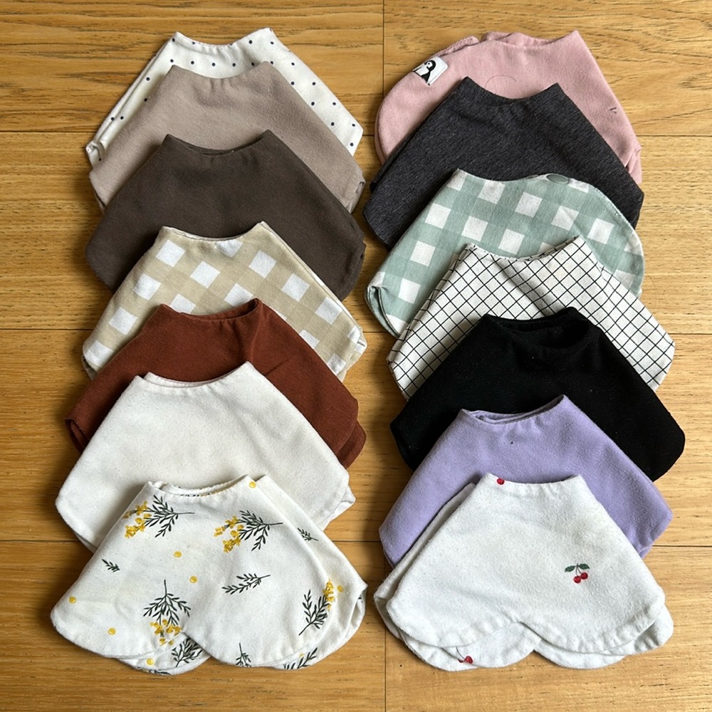 Konny Baby flower bibs rotating 14 various colors and prints